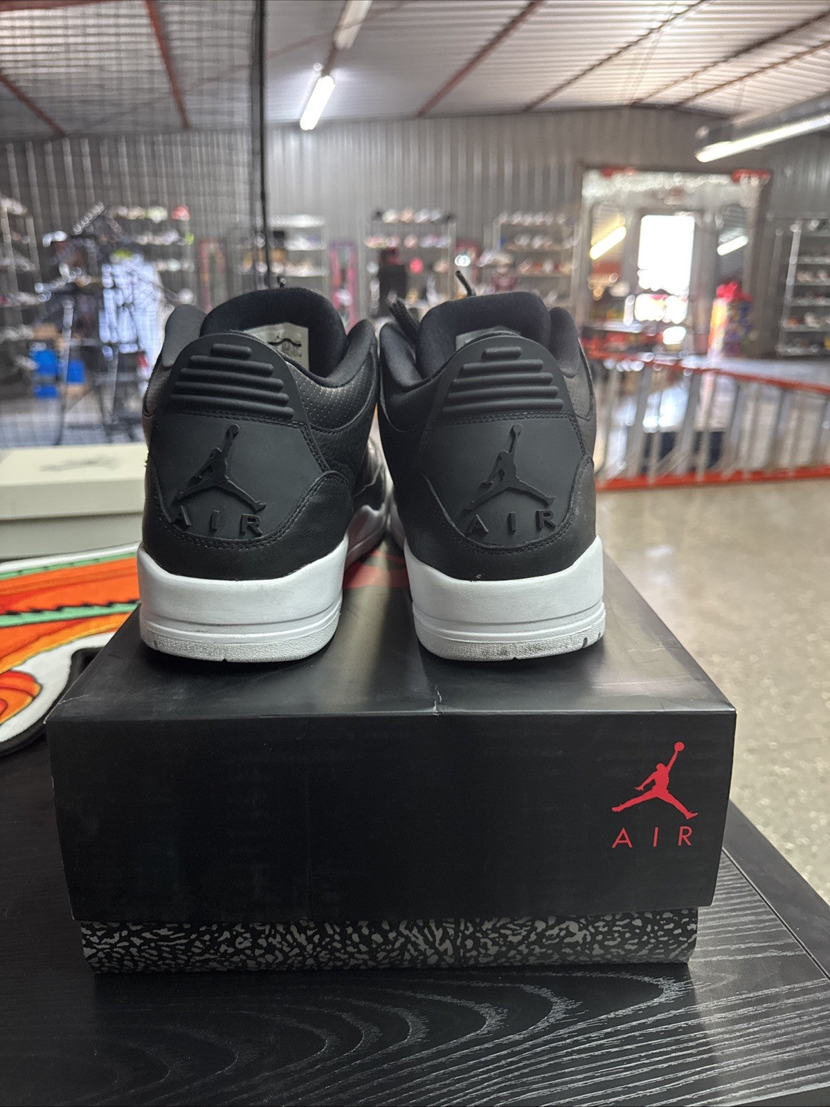 Jordan Air Jordan 3 Retro Cyber Monday 2016 - Size 13 - product image from the listing.
