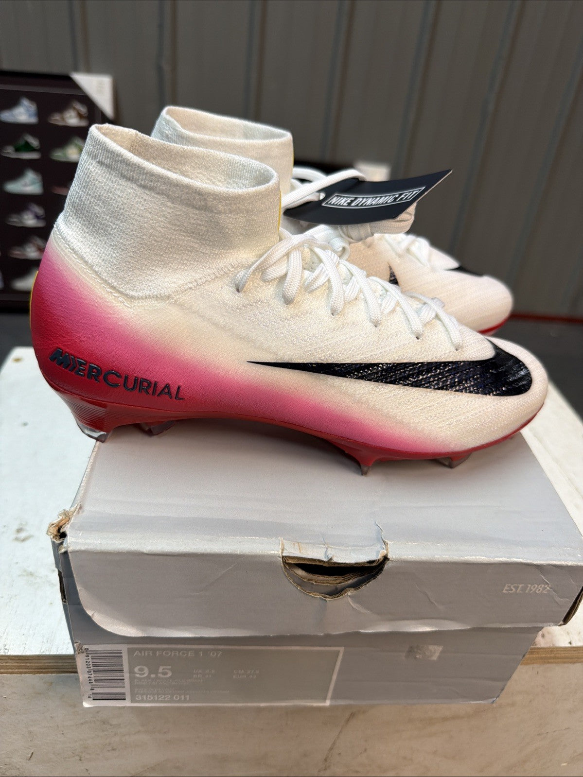 Zoom Mercurial Superfly 10 Elite FG Fear Nothing Pack HJ7321-600 by Nike - product image from the listing.