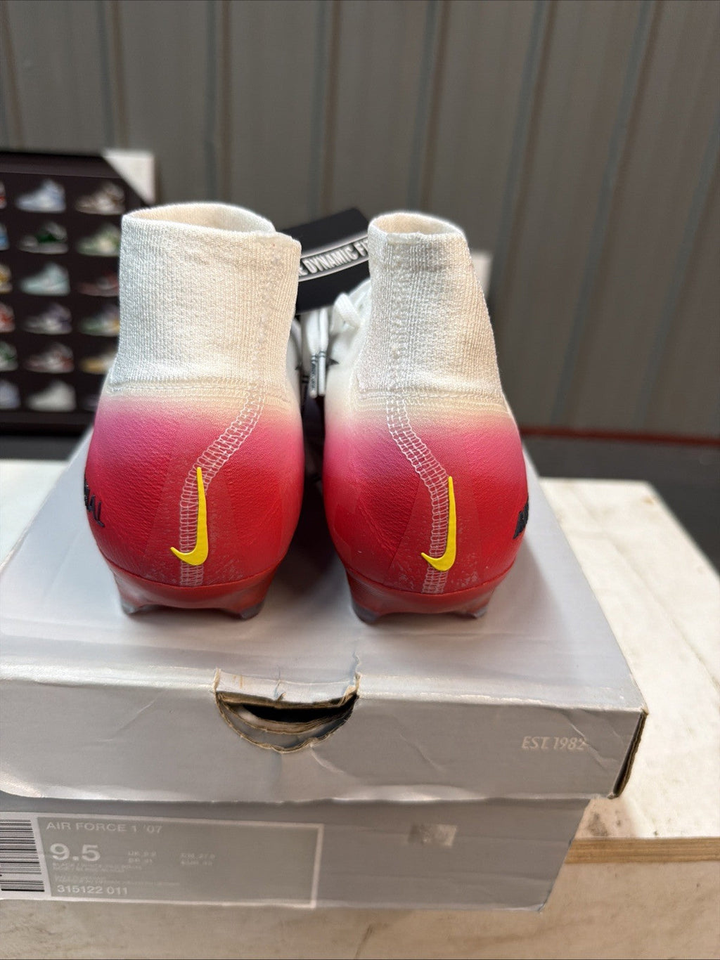 Zoom Mercurial Superfly 10 Elite FG Fear Nothing Pack HJ7321-600 by Nike - product image from the listing.