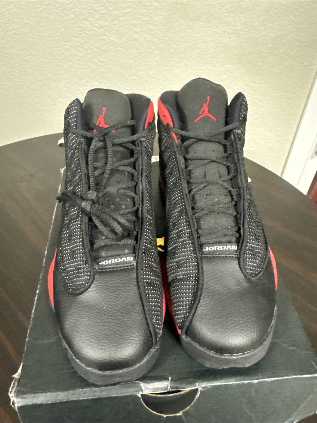 "Bred" NIKE Air Jordan 13 Retro GS 2017 BLACK/ TRUE RED 414574-004 Youth 5y - product image from the listing.