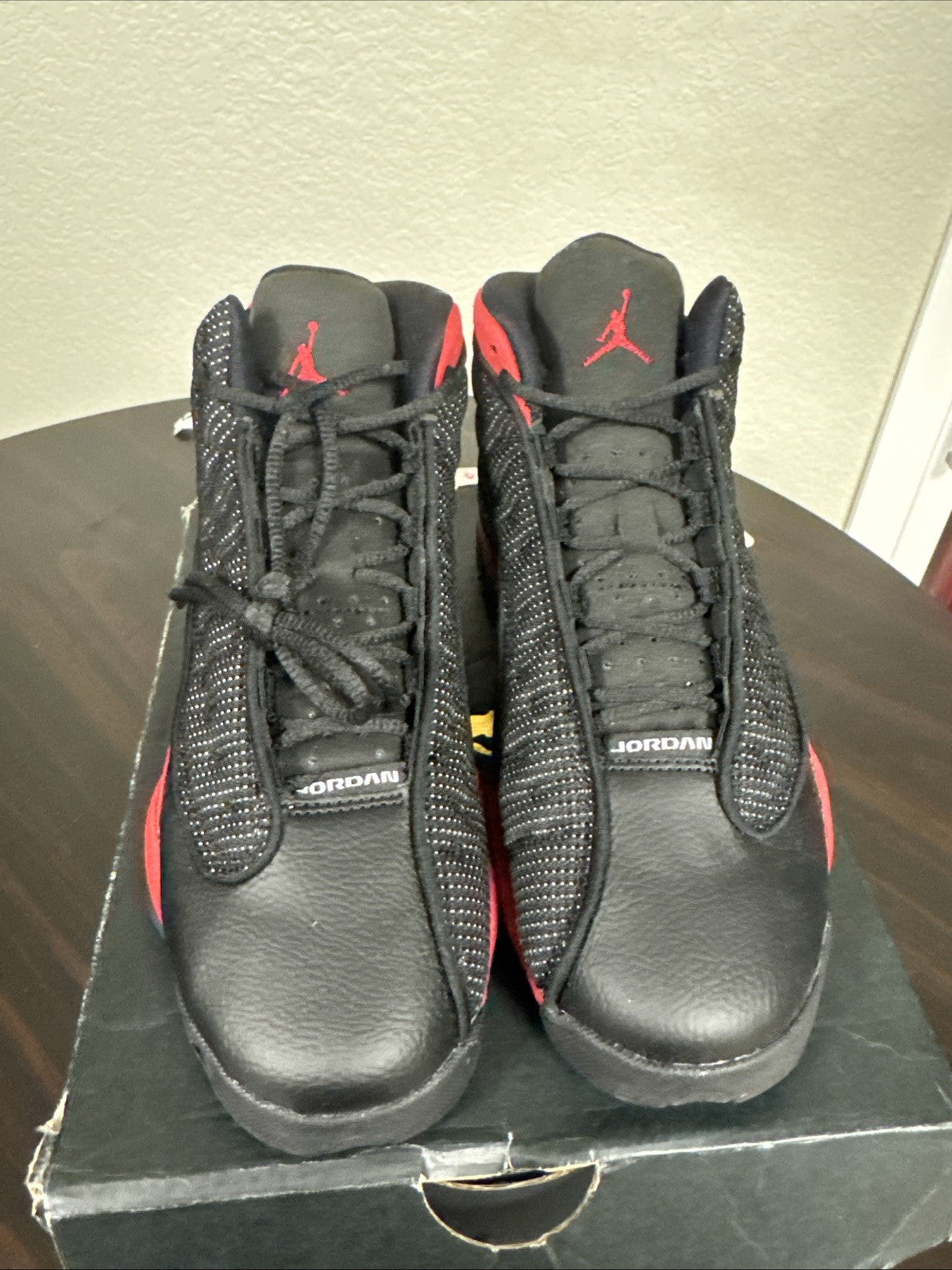 "Bred" NIKE Air Jordan 13 Retro GS 2017 BLACK/ TRUE RED 414574-004 Youth 5y - product image from the listing.