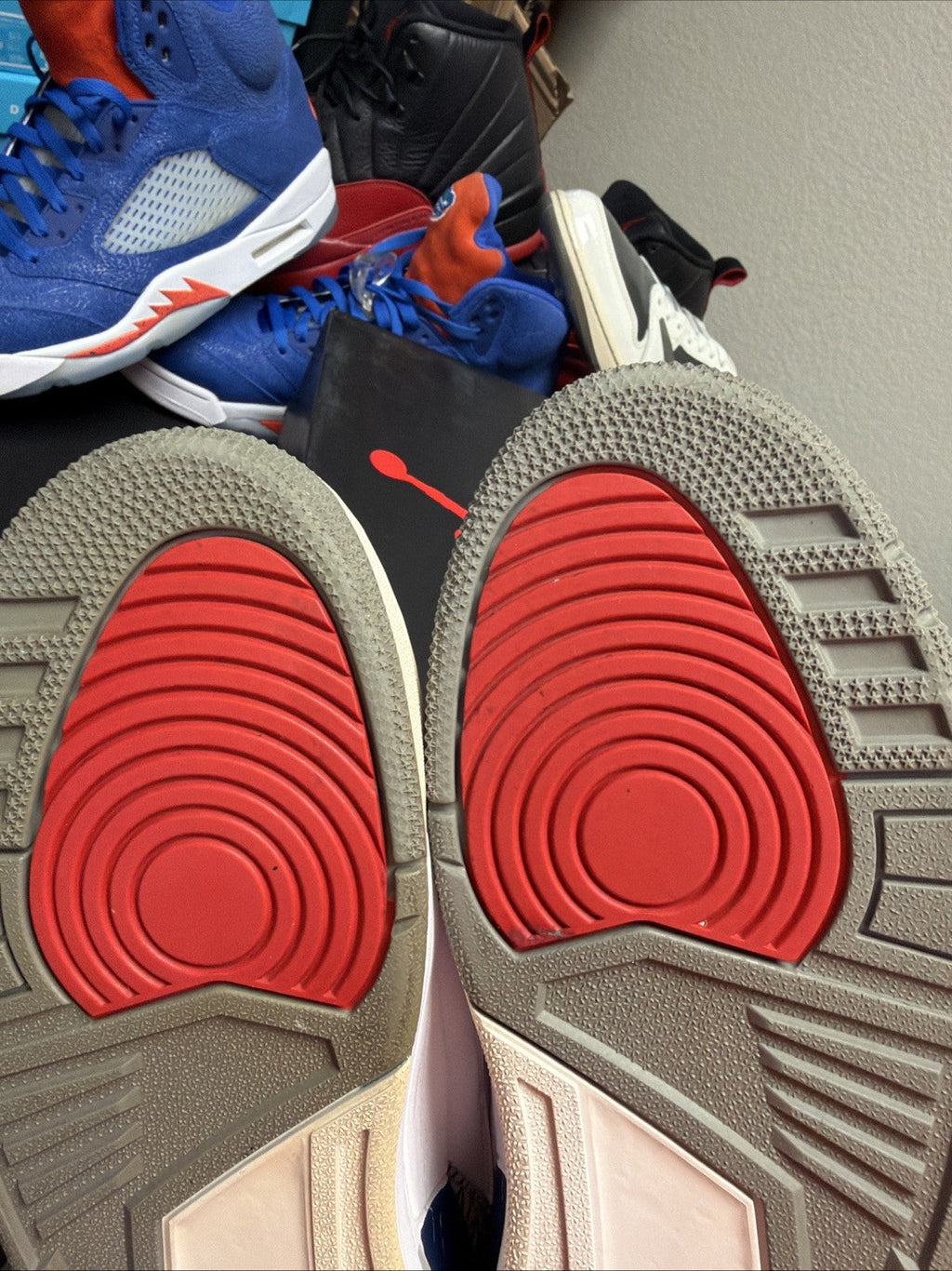 Jordan 3 Retro OG Mid True Blue - Size 9.5 - product image from the listing.