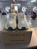 "analog" Size 11 - Adidas Yeezy Boost 700 - product image from the listing.