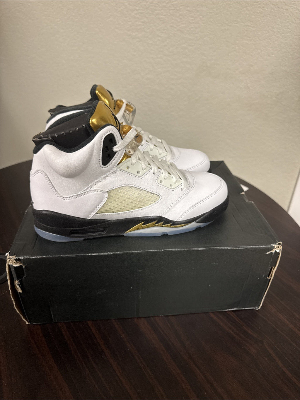 Nike Air Jordan 5 V Retro Olympic 2016 440888-133 Gold - 5y - product image from the listing.