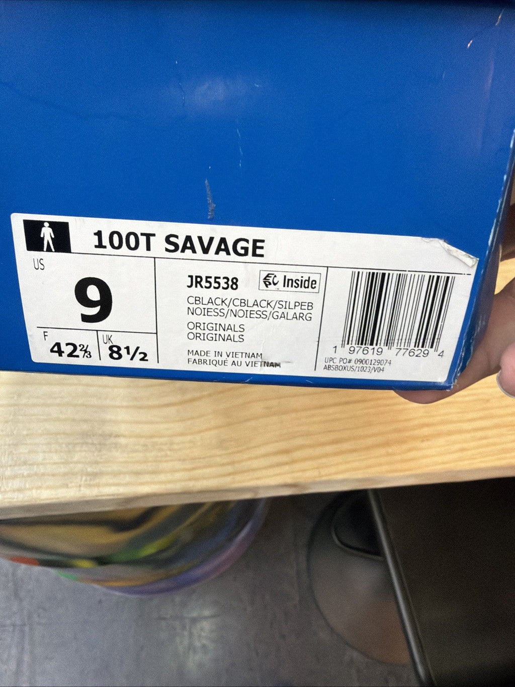 Size 9 - 100 Thieves x adidas Savage Geo Camo - product image from the listing.