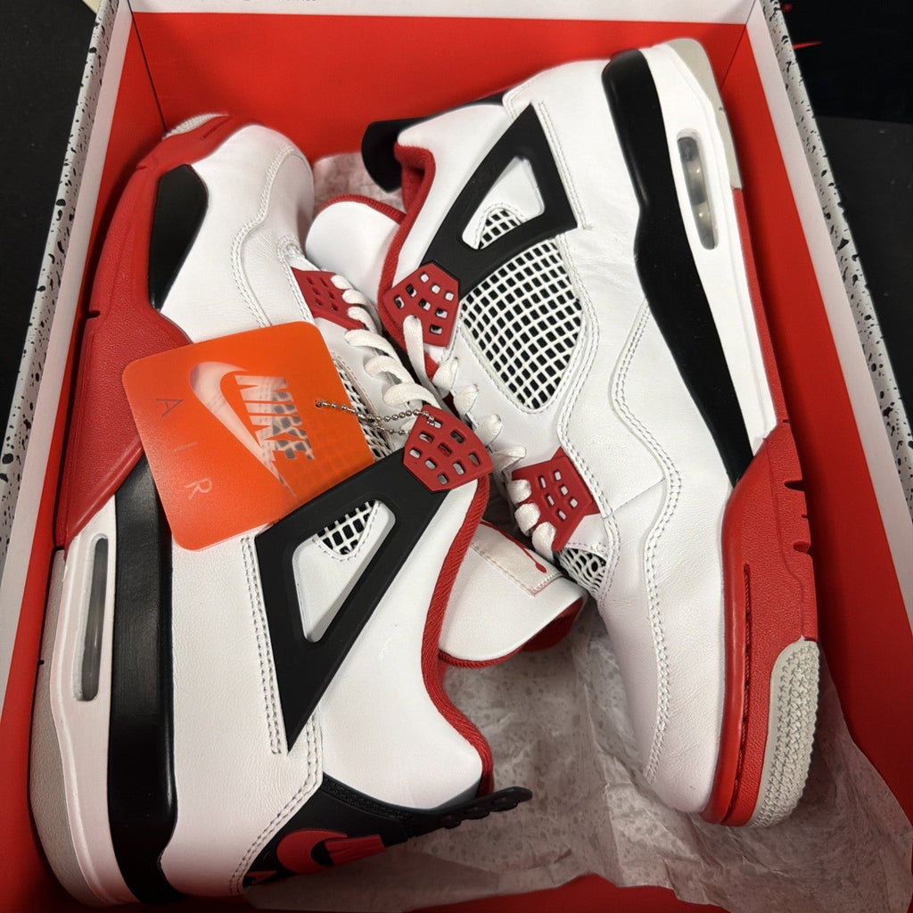U - Jordan 4 Retro Fire Red (2020) - Size 13 - product image from the listing.
