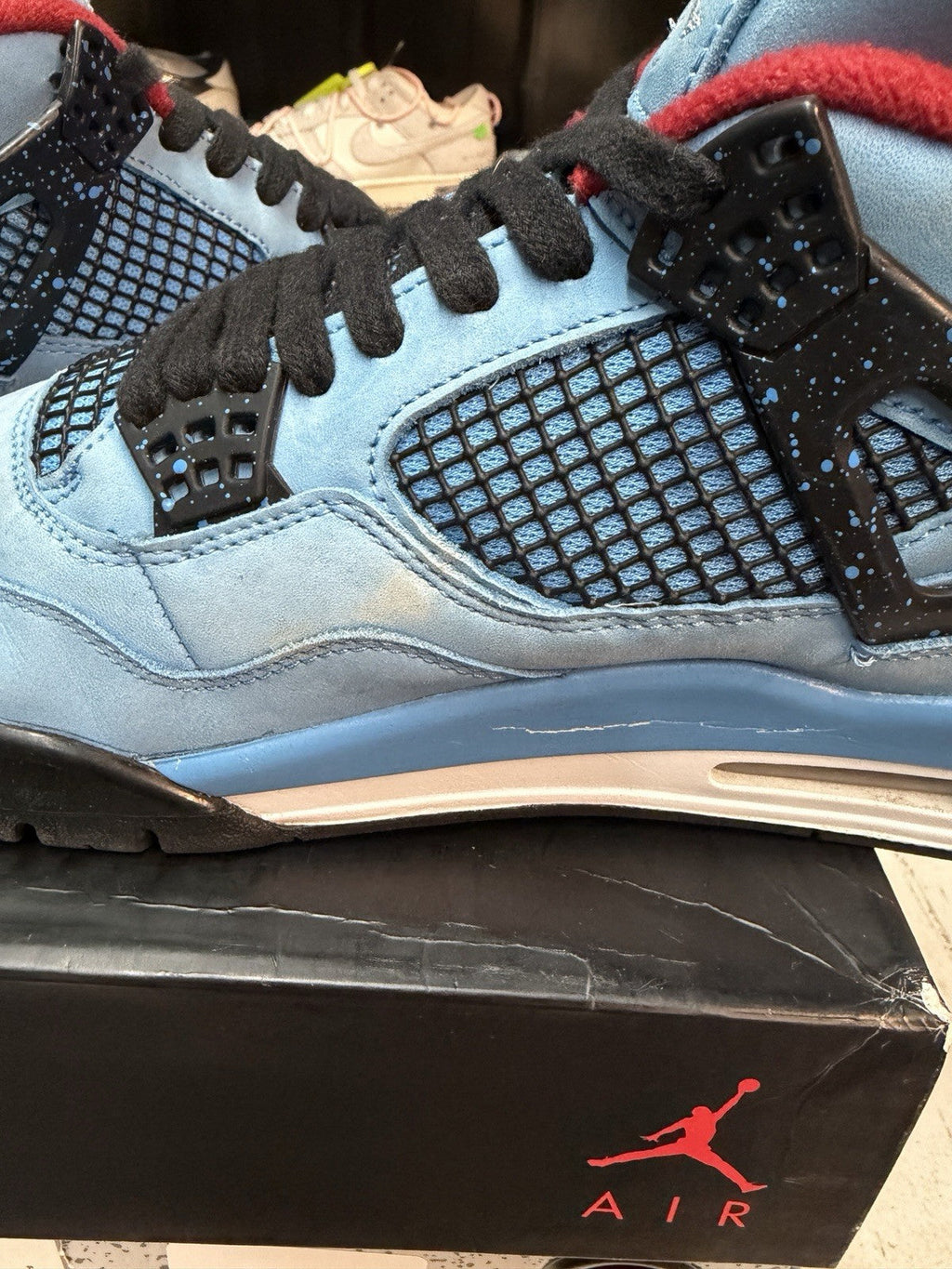 x Travis Scott Cactus Jack SIZE 11 - Nike Jordan 4 Retro - product image from the listing.