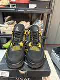 Jordan 4 Retro Mid Thunder - Size 10.5 - product image from the listing.