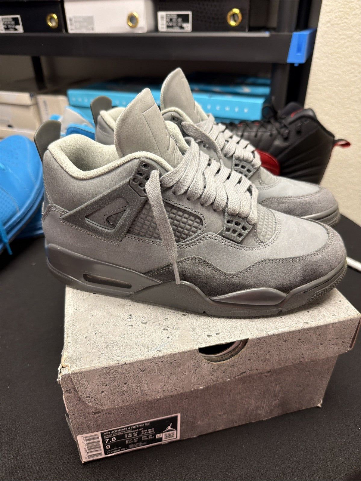 Size 7.5- Air Jordan 4 Retro SE Wet Cement - product image from the listing.