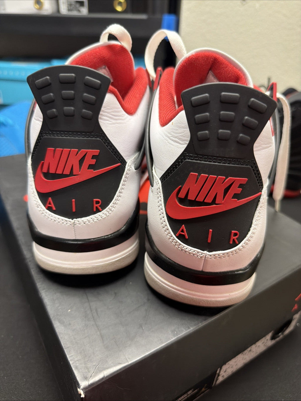 Fire Red Retro OG 2020 Size 9.5 - Nike Air Jordan 4 DC7770-160 - product image from the listing.