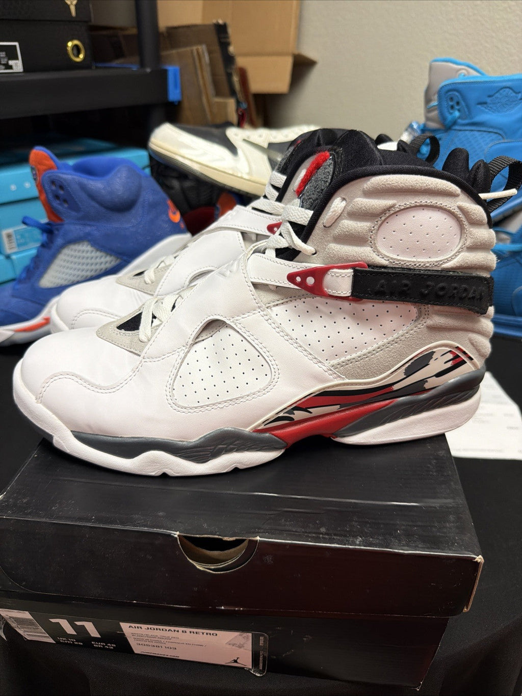 Air Jordan 8 Retro 2013 Bugs Bunny - Size 11 - product image from the listing.