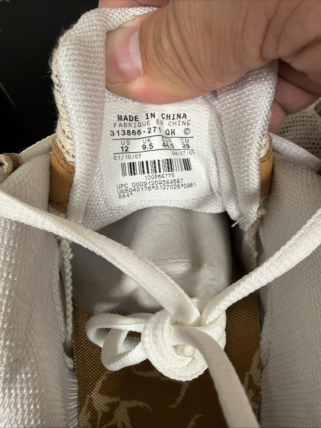 Women's Size 12 - Air Max 95 Zen Beige Linen Brown Wheat White 2007 - product image from the listing.