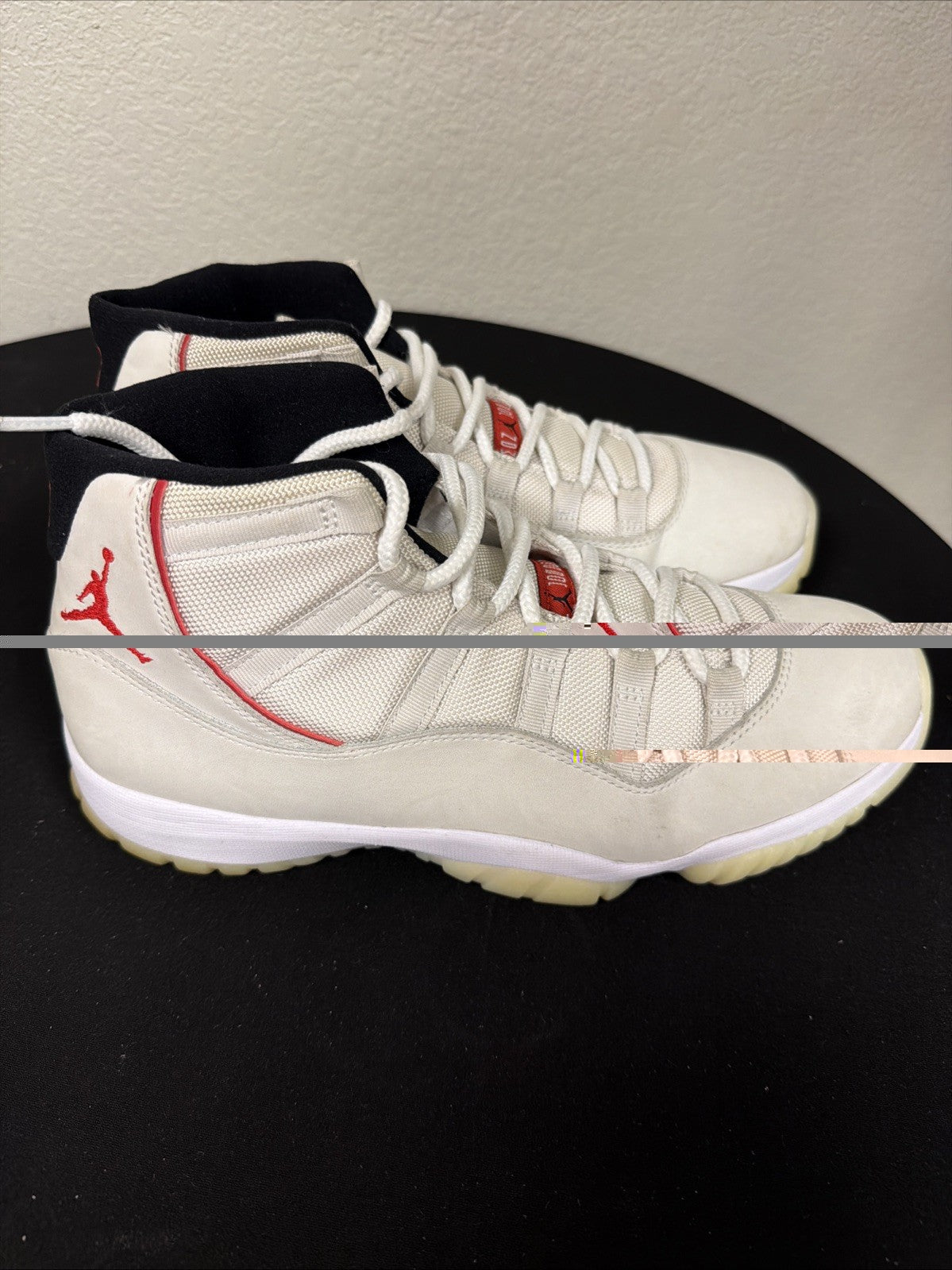 Air Jordan 11 Retro Platinum Tint - Size 11 - product image from the listing.