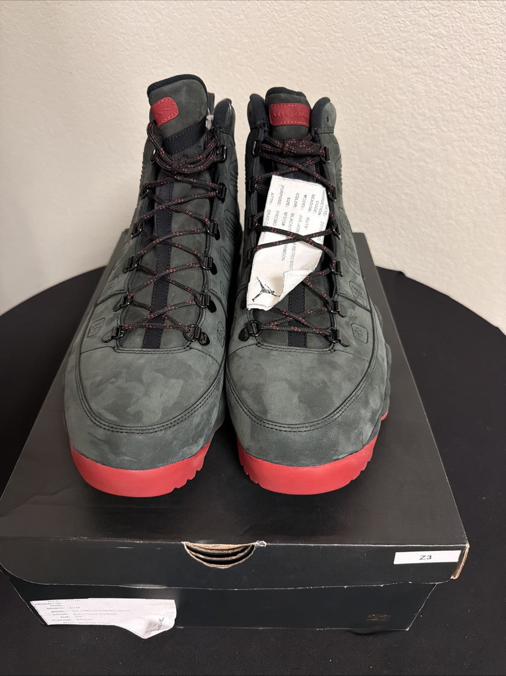 Oklahoma Sooners Sample/PE Size 15 - Jordan 9 - product image from the listing.