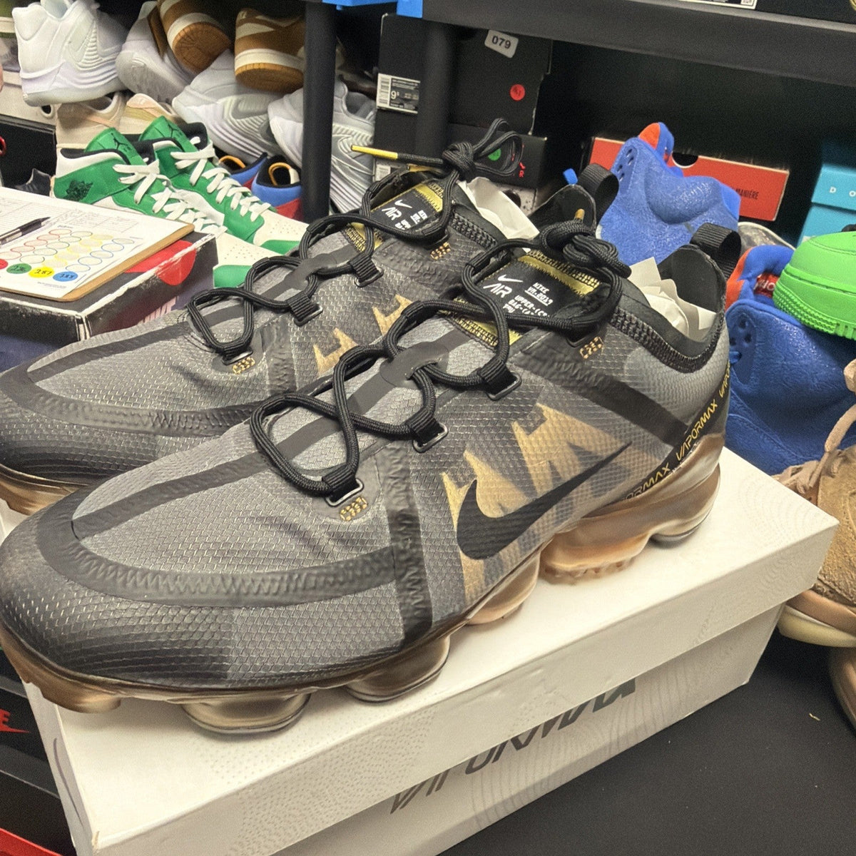 Nike Air VaporMax 2019 Black Metallic Gold AR6631-002 Size 12 US Footwear (285) - product image from the listing.