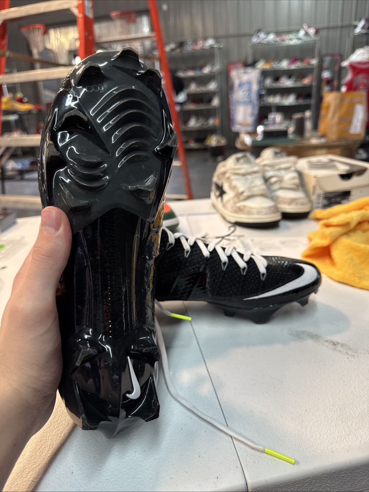 Nike Vapor Edge 360 Untouchable Football Cleats | Replacement Box - Size 9.5 - product image from the listing.