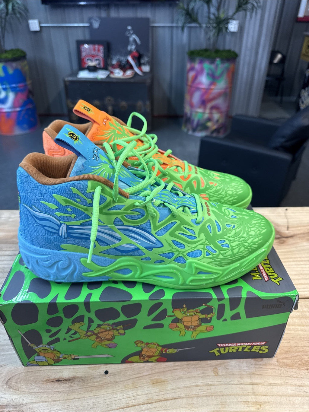 Puma Lamelo Ball MB 04 TMNT Leonardo & Michelangelo | Wore Once - SIZE 14 - product image from the listing.