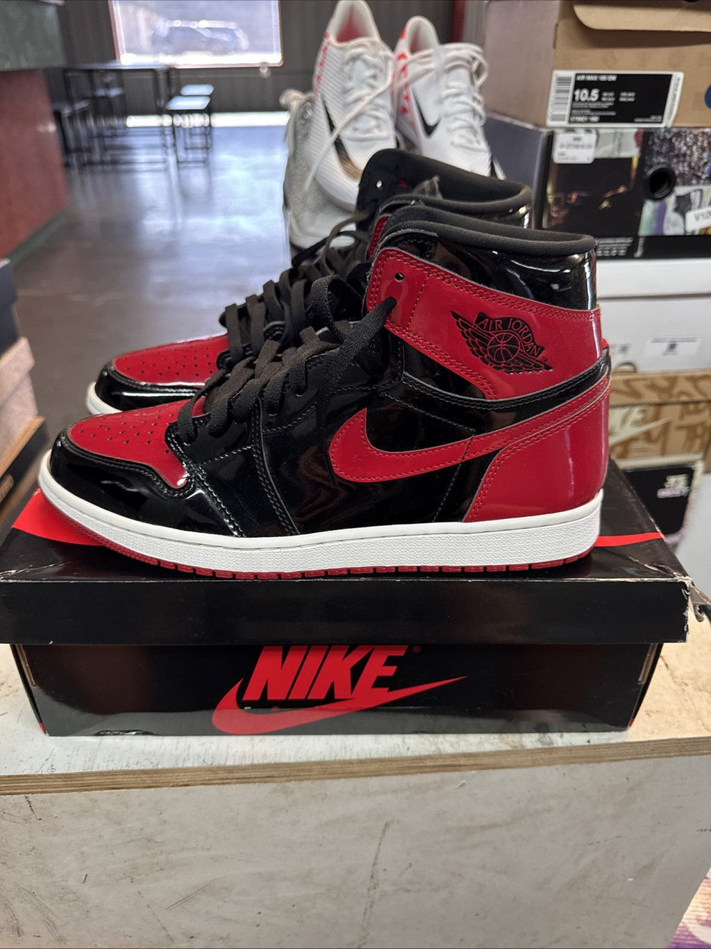 Jordan Air Jordan 1 Retro High OG Patent Bred - Size 11 - product image from the listing.