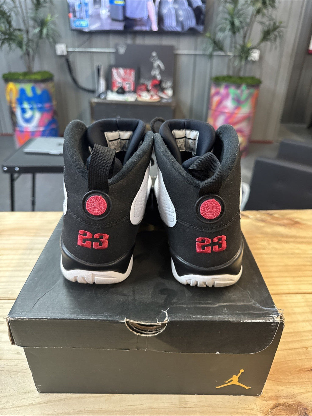Jordan 9 Retro OG 2016 - Size 9.5 - product image from the listing.