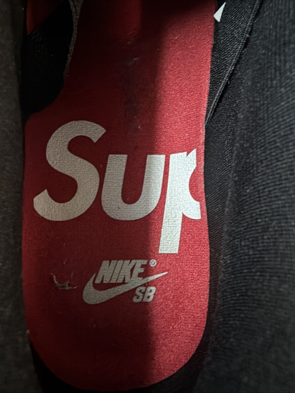 Men's Nike SB Dunk Low Pro Supreme Jewel Swoosh Silver QS Size 9.5 Sneakers - product image from the listing.