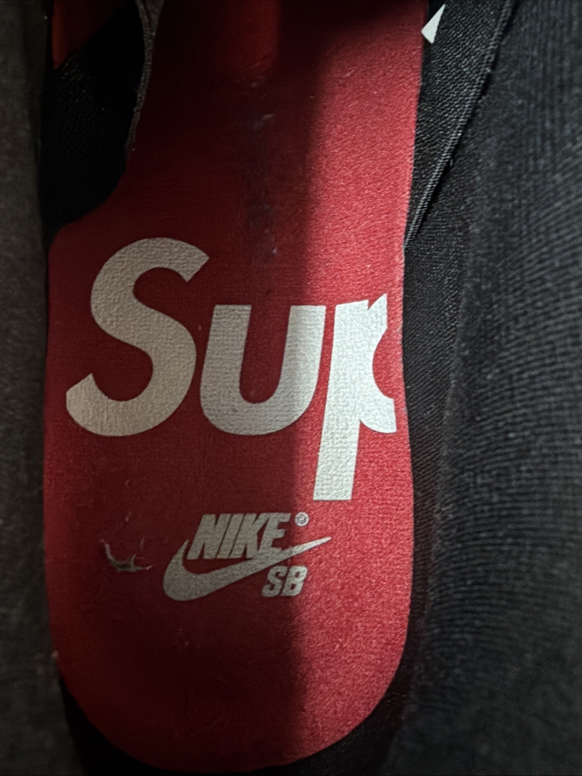 Men's Nike SB Dunk Low Pro Supreme Jewel Swoosh Silver QS Size 9.5 Sneakers - product image from the listing.