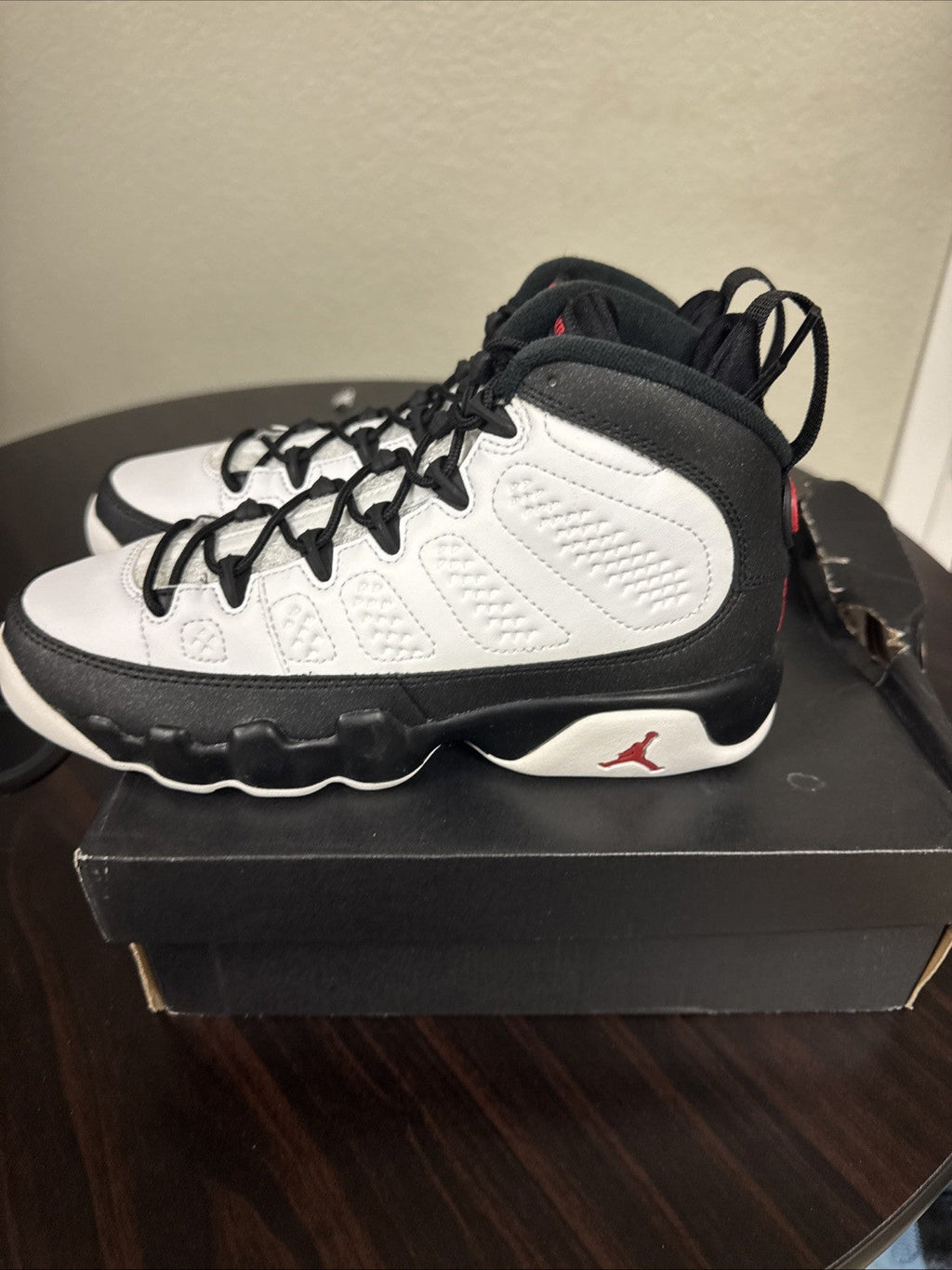 Air Jordan 9 Retro Space Jam Sneakers - Size 5Y - product image from the listing.