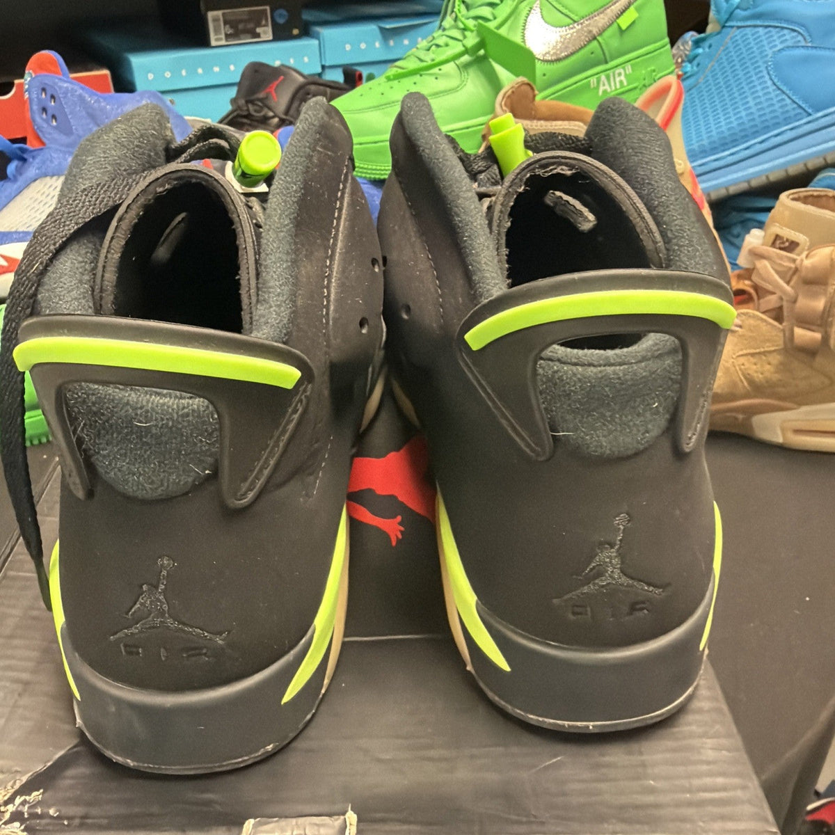 Jordan 6 Retro Electric Green 2021 - Size 11 - product image from the listing.