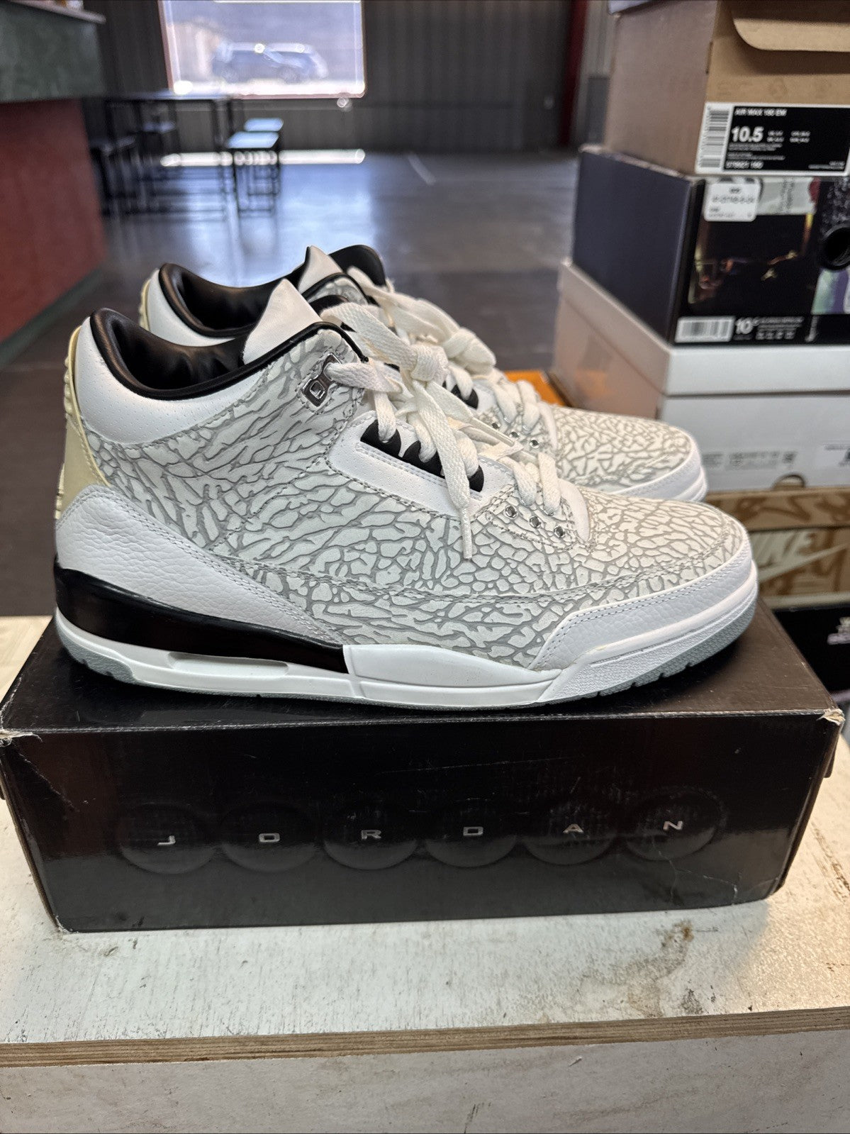 Nike Air Jordan 3 III Flip White Cement Elephant Print 2007 - Size 11 - product image from the listing.