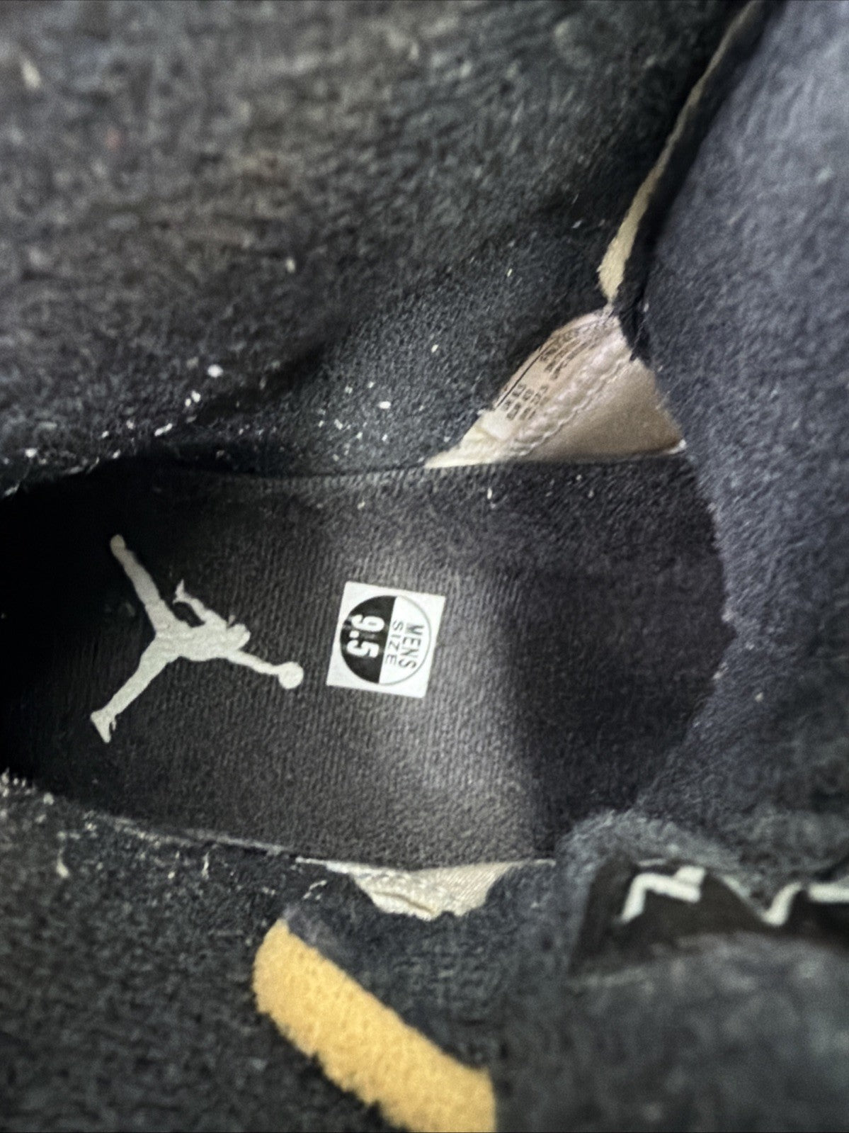 Air Jordan 5 Retro SE Sail Ivory Nubuck Men's High Top Sneaker FN7405-100 - product image from the listing.