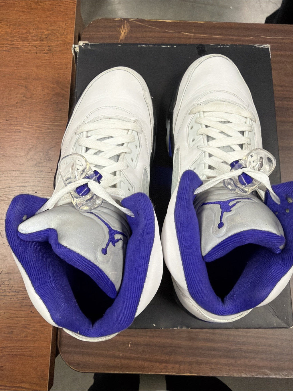 "DARK CONCORD" Air Jordan 5 Retro 2022 - Size 10 - dd0587 141 (474-7) - product image from the listing.