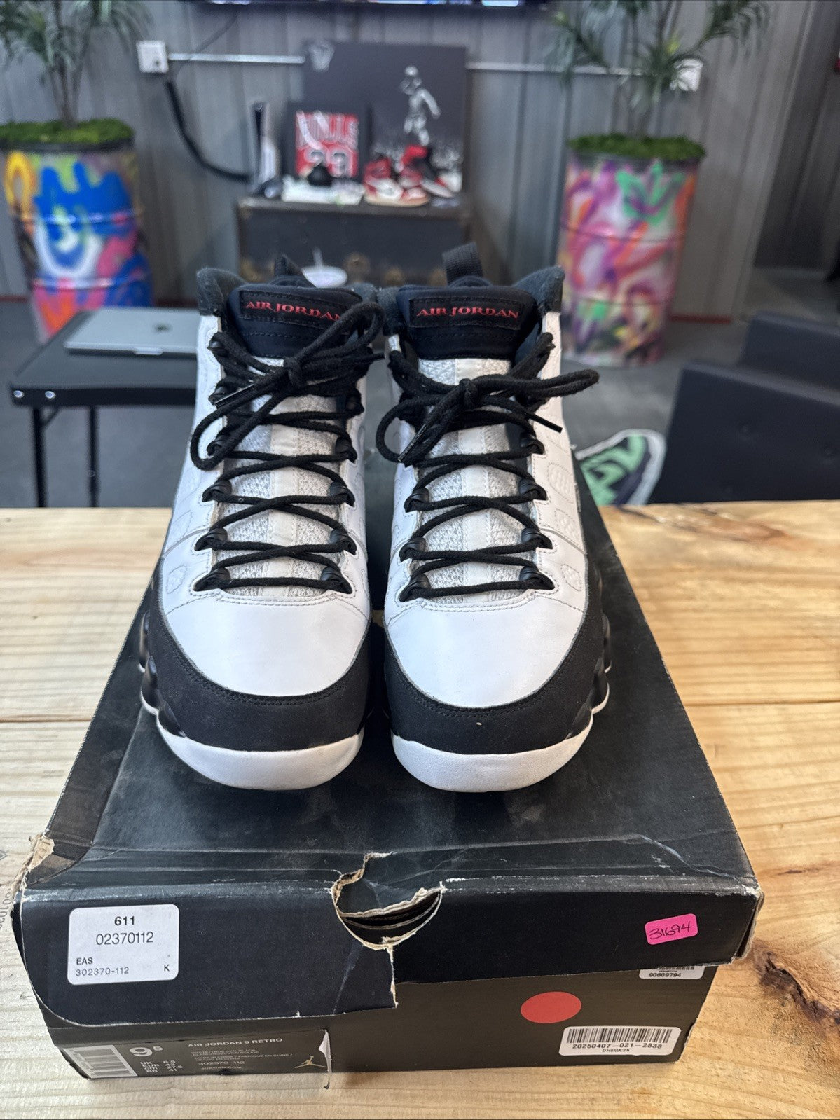 Jordan 9 Retro OG 2016 - Size 9.5 - product image from the listing.