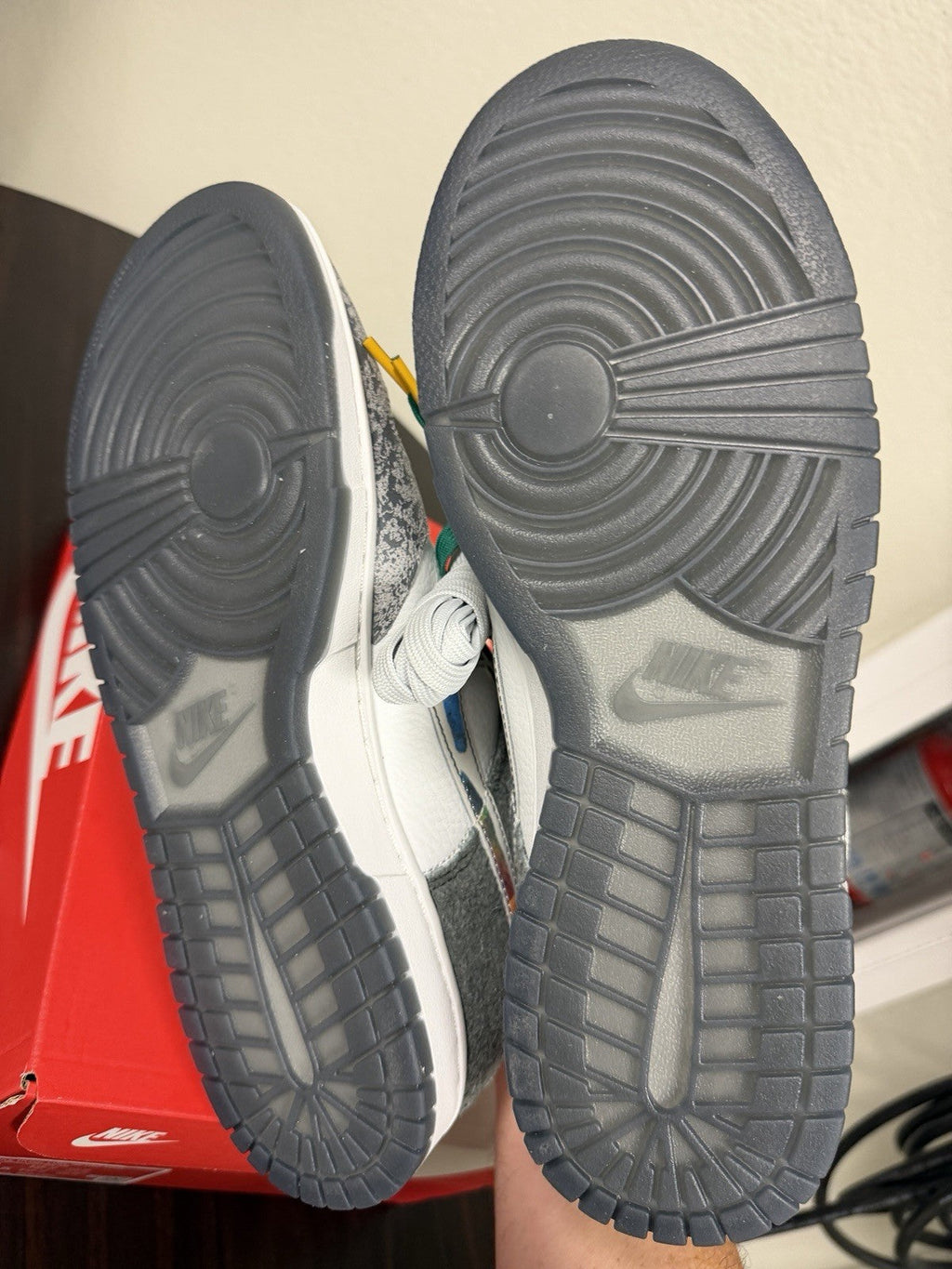 Men's Nike Dunk Low Premium "PHILLY" HF4840-068 size 11 US - product image from the listing.