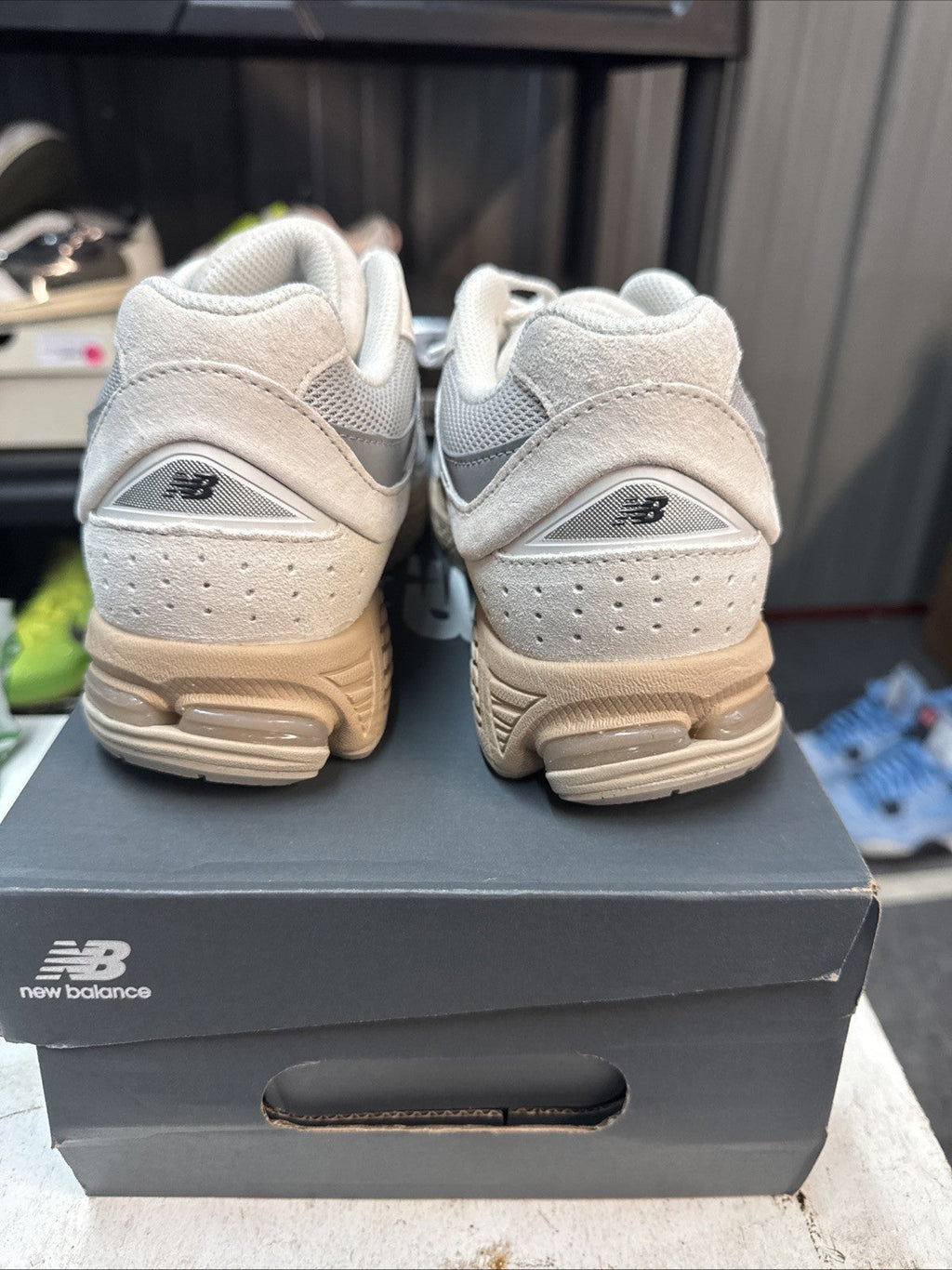 New Balance 2002R Linen Raincloud/Black Cement - Size 6.5 - product image from the listing.