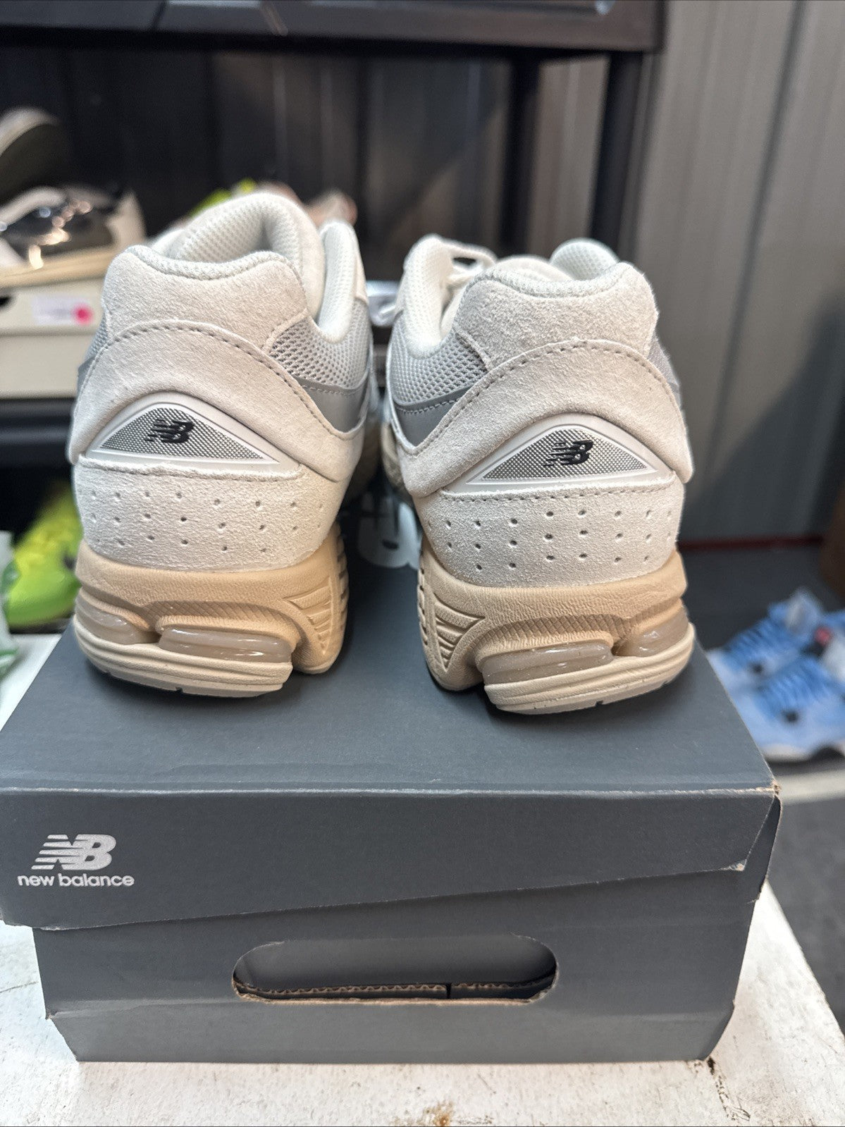 New Balance 2002R Linen Raincloud/Black Cement - Size 6.5 - product image from the listing.