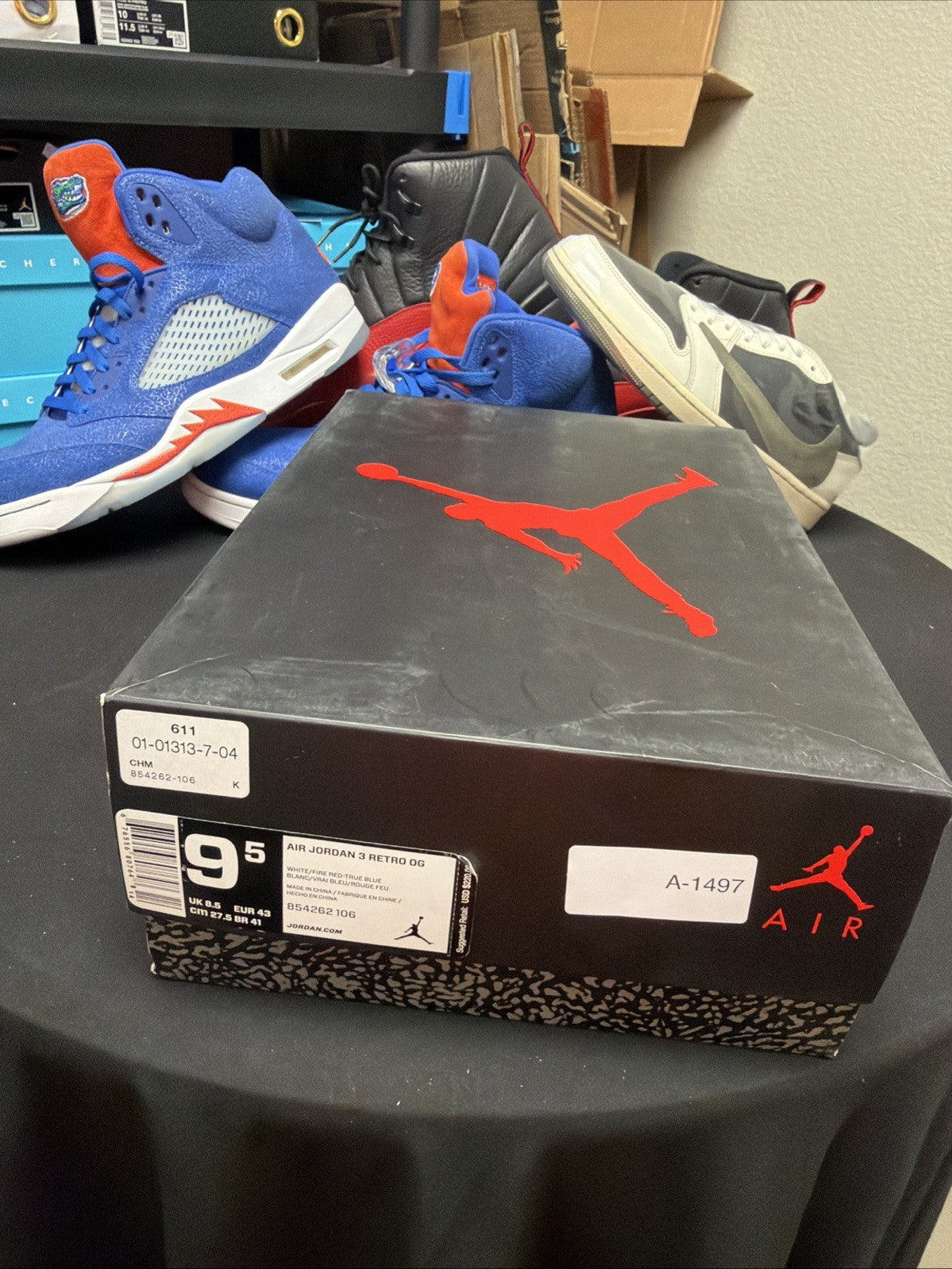 Jordan 3 Retro OG Mid True Blue - Size 9.5 - product image from the listing.