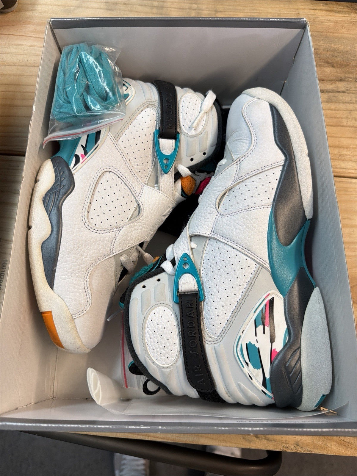 Size 8 Jordan 8 Retro South Beach White Turbo Green New (With Box) 305381-113 - product image from the listing.