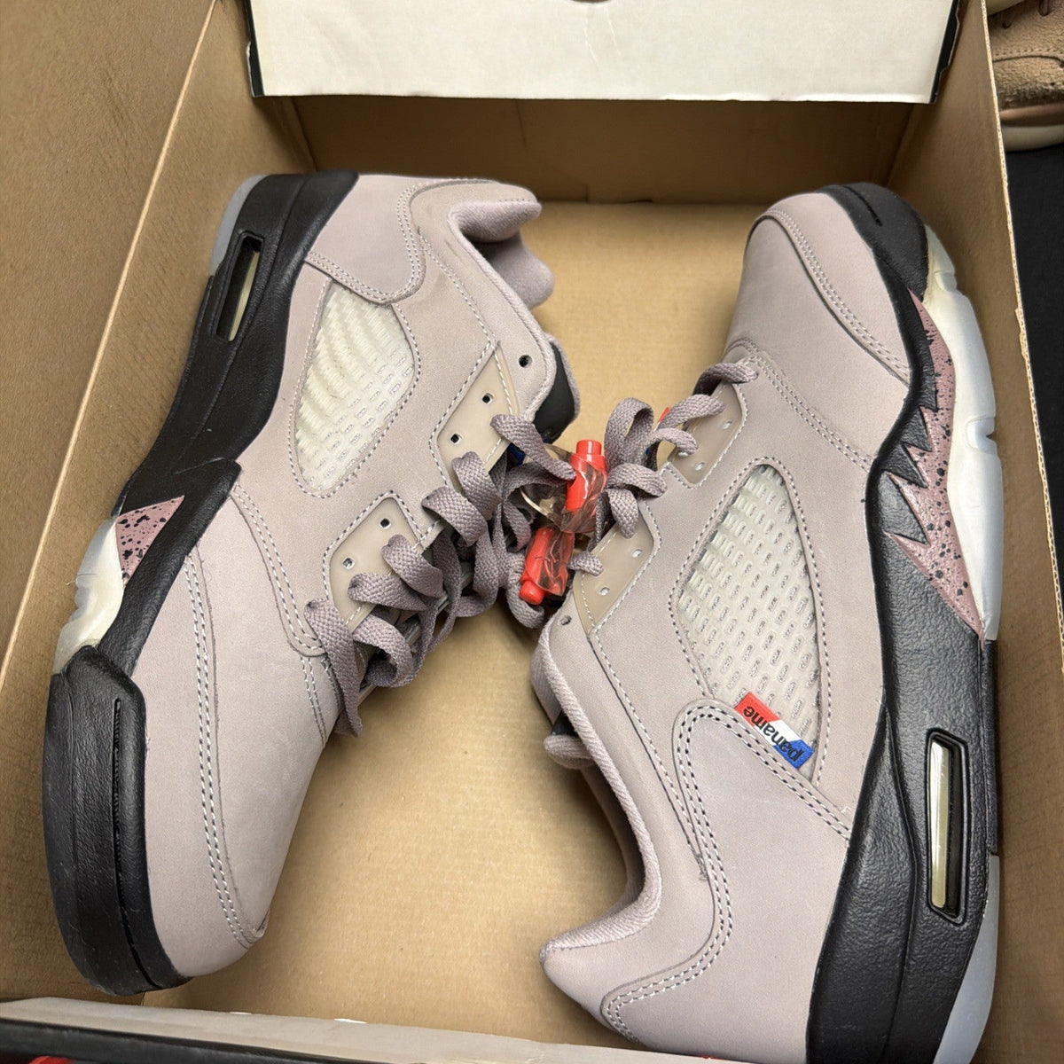 Paris Saint-Germain x Air Jordan 5 Retro Low Paname - New - Size 9 - product image from the listing.