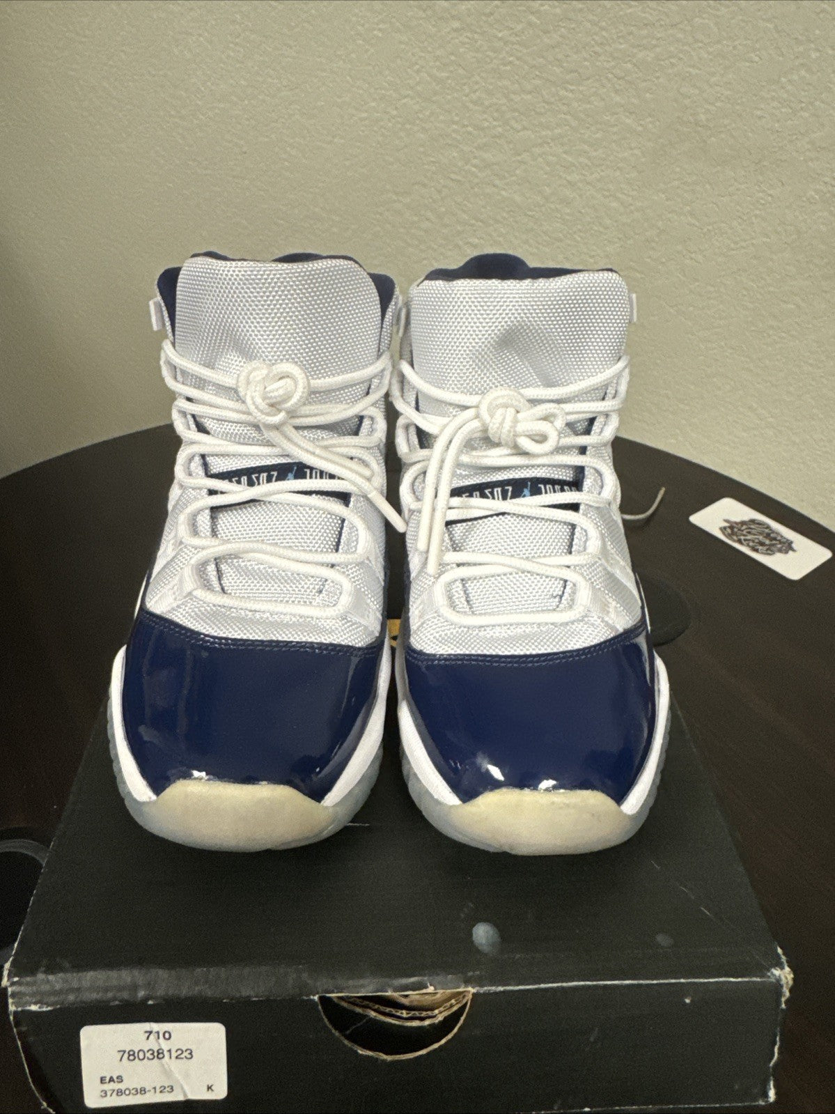 XI Retro Youth Win Like 82 White Blue Size 5Y | Worn Once - Nike Air Jordan 11 - product image from the listing.
