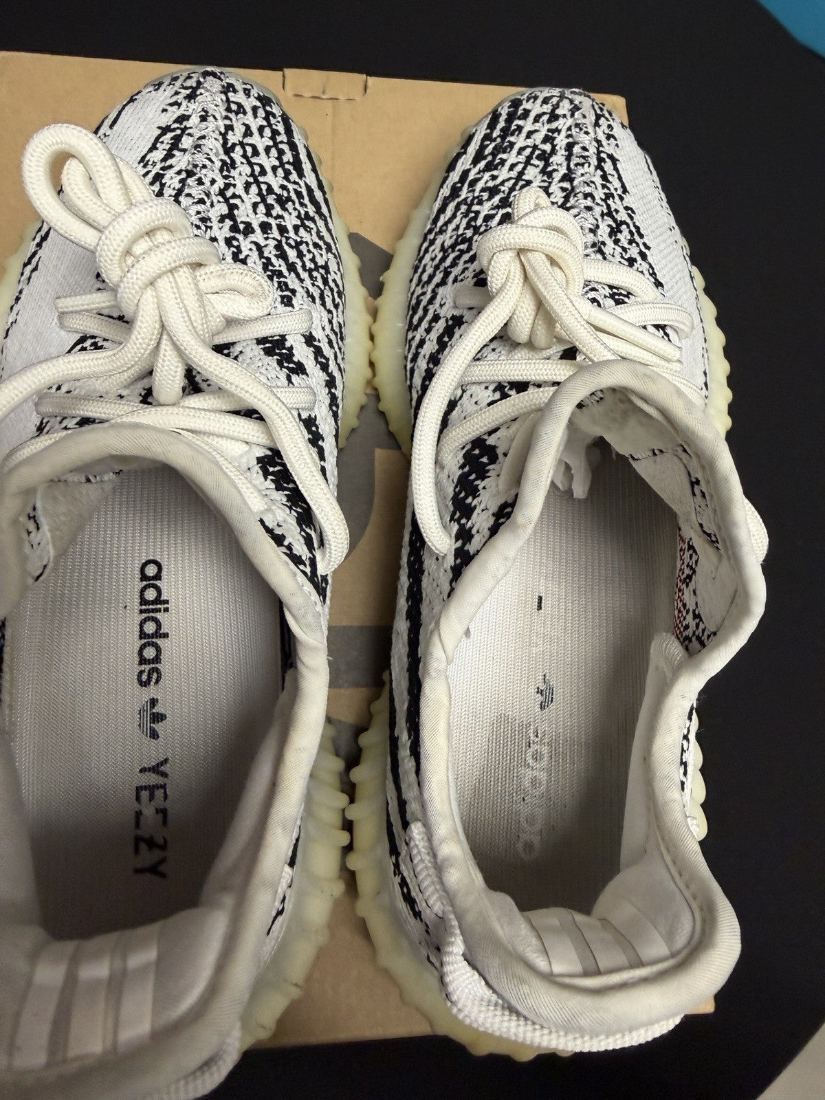 Men's adidas Yeezy Boost 350 V2 'Zebra' Size 5 Women's 6.5 (CP9654) OG - product image from the listing.