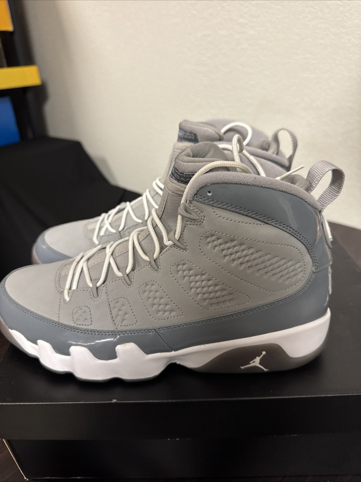 Cool Grey Size 10.5 - Jordan 9 - product image from the listing.