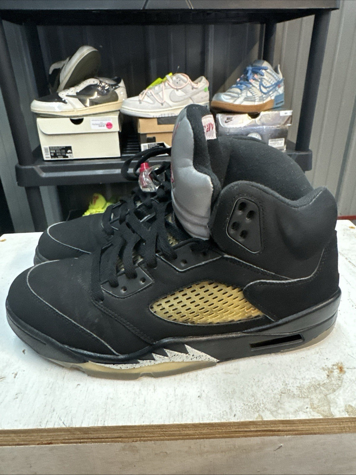 Air Jordan 5 Black Metallic 2016 | No Box - Size 8.5 - product image from the listing.