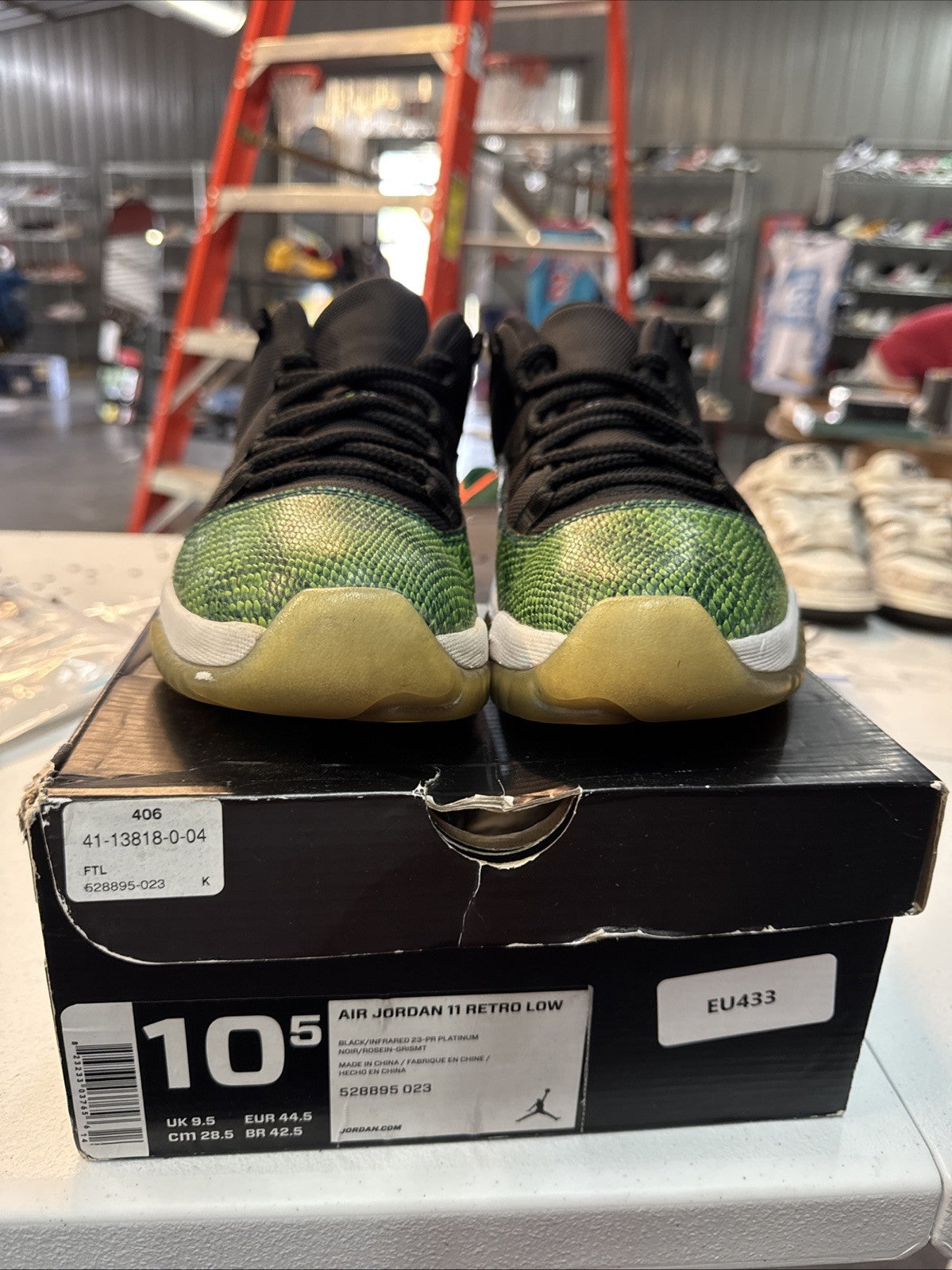 Jordan 11 Retro Low Snake 2014 | Replacement Box - Size 10.5 - product image from the listing.