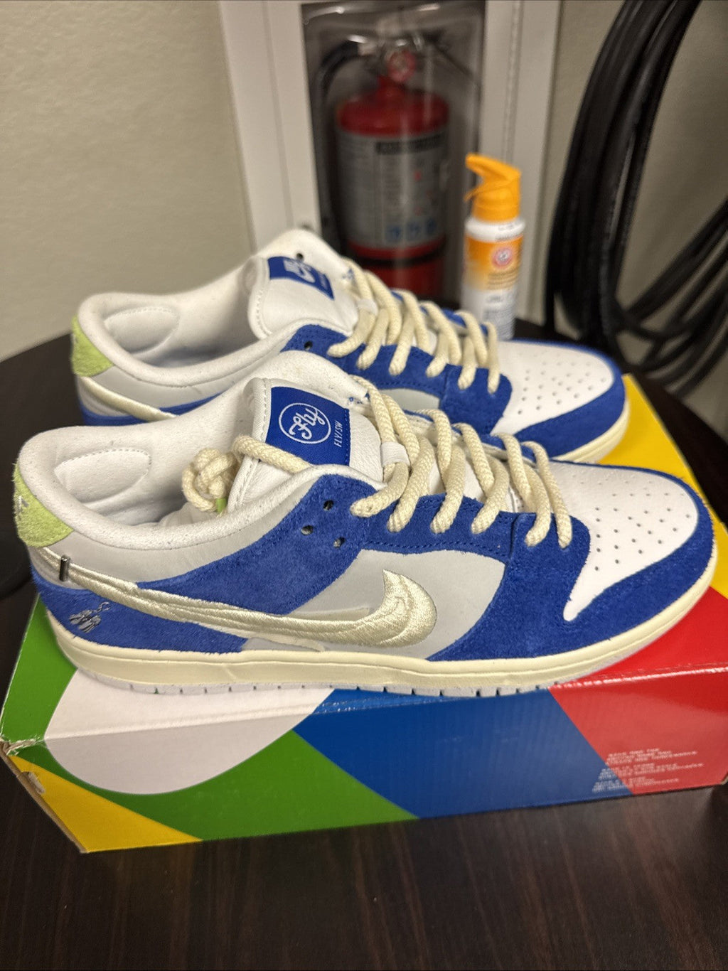 Nike SB Dunk Low Pro QS - Fly Streetwear/Gardenia - Size 8.5 - product image from the listing.