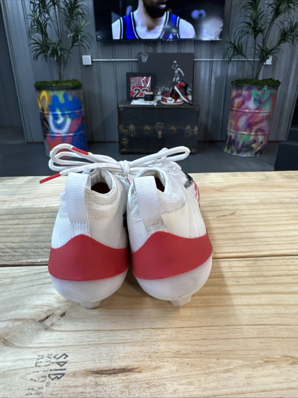 Nike Vapor Elite 1 Football Cleats White University Red - Size 8 - product image from the listing.