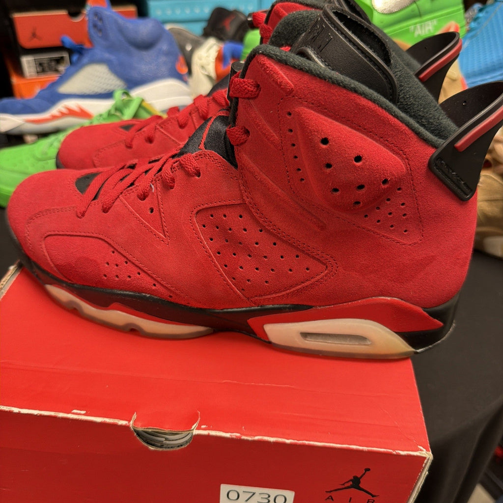 Men's Jordan 6 Size 10.5 (243) - product image from the listing.