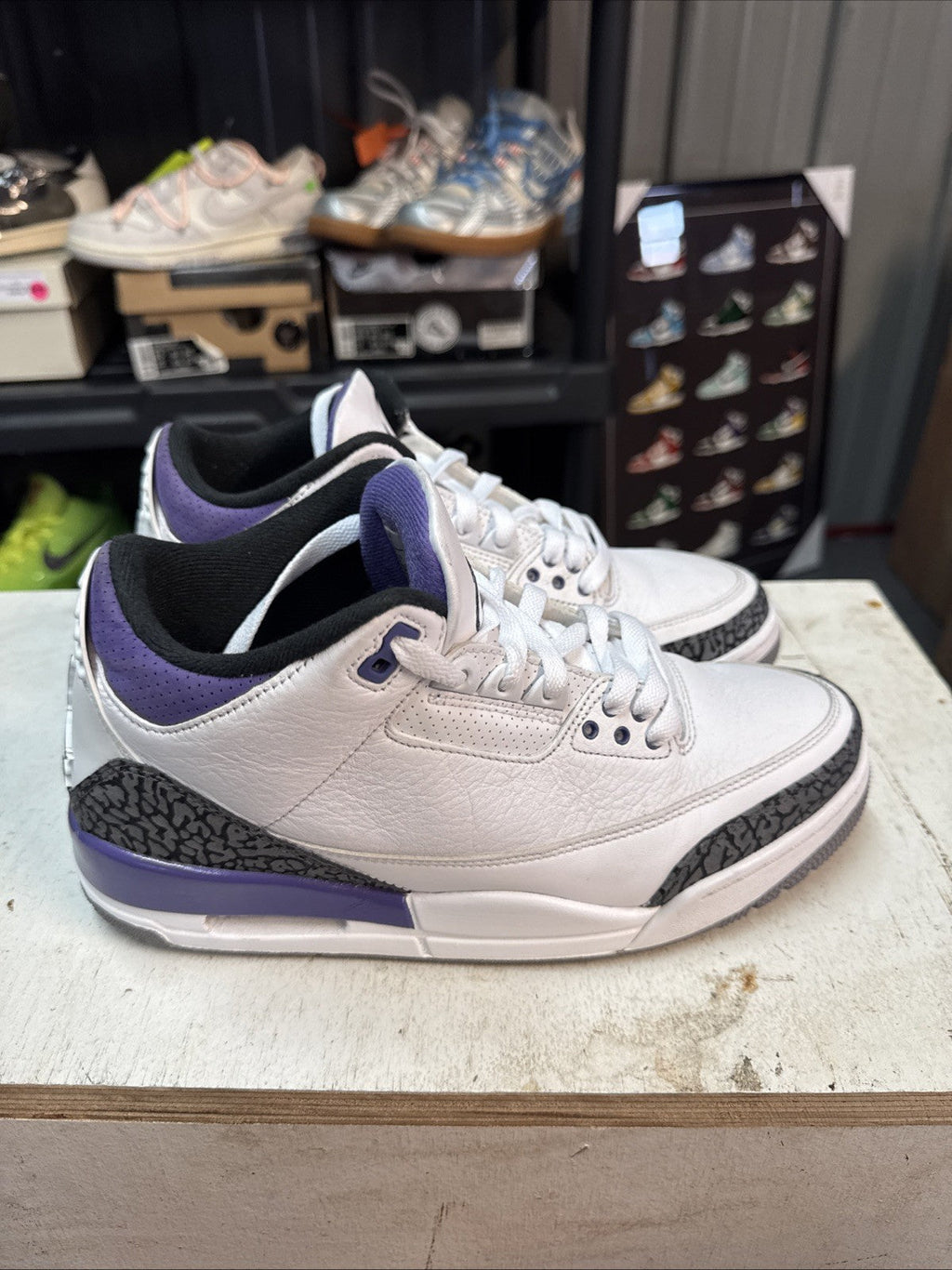 Size 9 - Nike Jordan 3 Retro Mid Dark Iris | Worn Once - Replacement Box for Men - product image from the listing.
