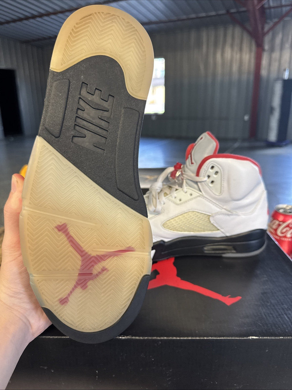 Men's Nike AIR JORDAN 5 FIRE RED 11.5 | Barely Worn - product image from the listing.
