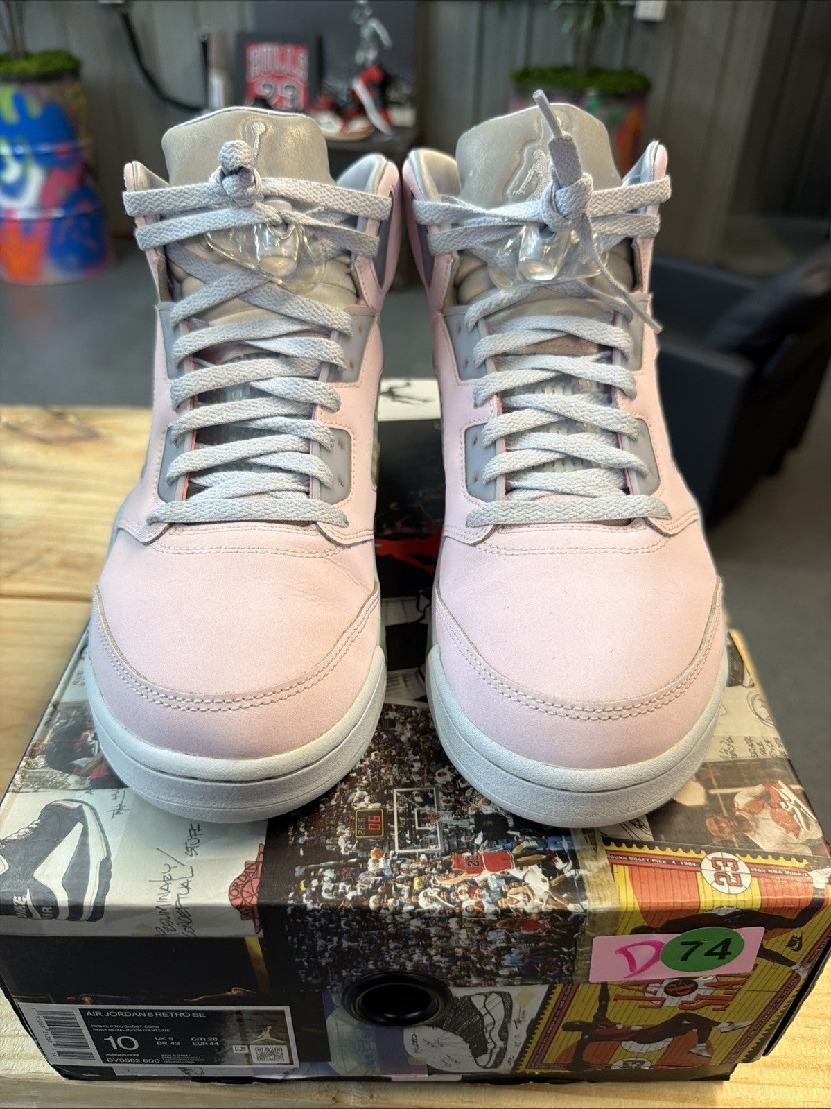 Men's Air Jordan 5 Retro Se Ester Pink DV0562-600 Size 10 Used Quick Shipping - product image from the listing.