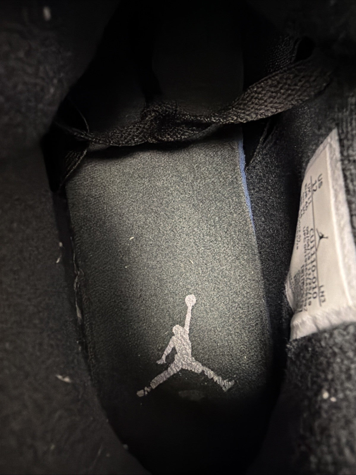 Jordan 4 Retro Mid Black Cat - Size 12 - product image from the listing.