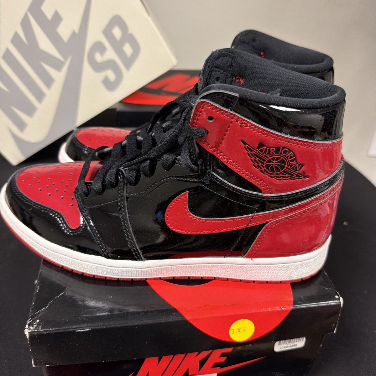 Patent Bred Size 9 (555088 063) - Air Jordan 1 Retro High OG - product image from the listing.